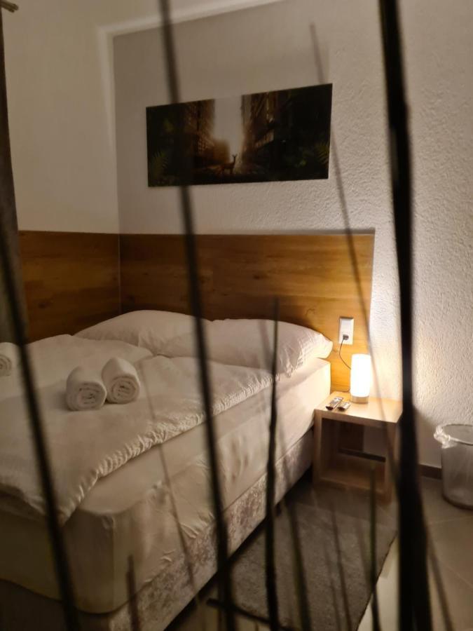 Wellandhome - 6 *