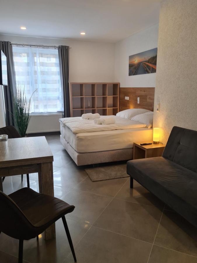 Wellandhome - 6 *