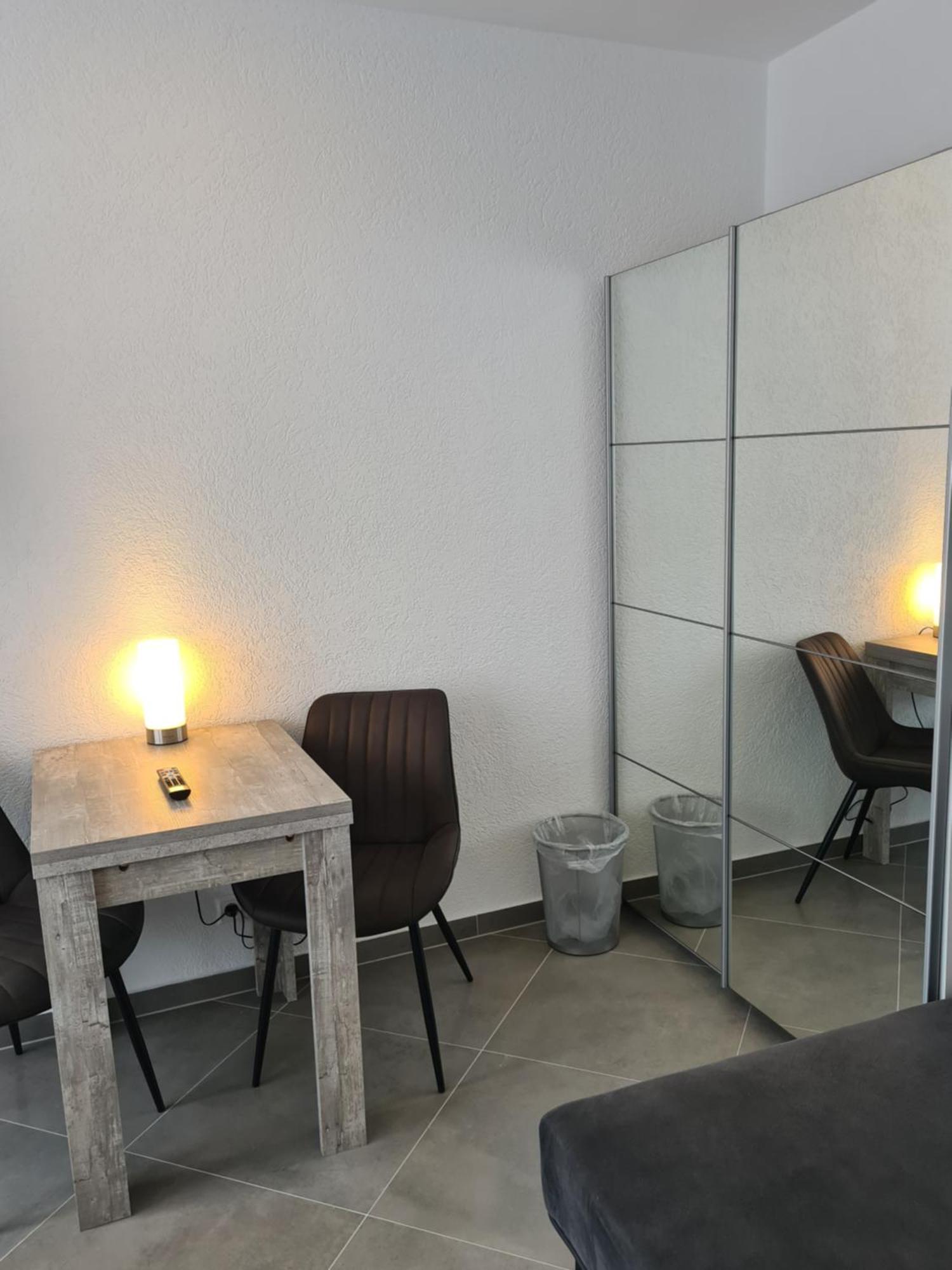 Wellandhome - 6 *